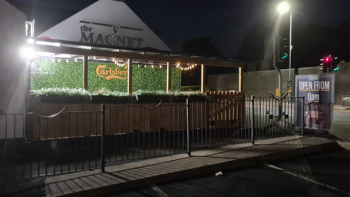 The Magnet Bar